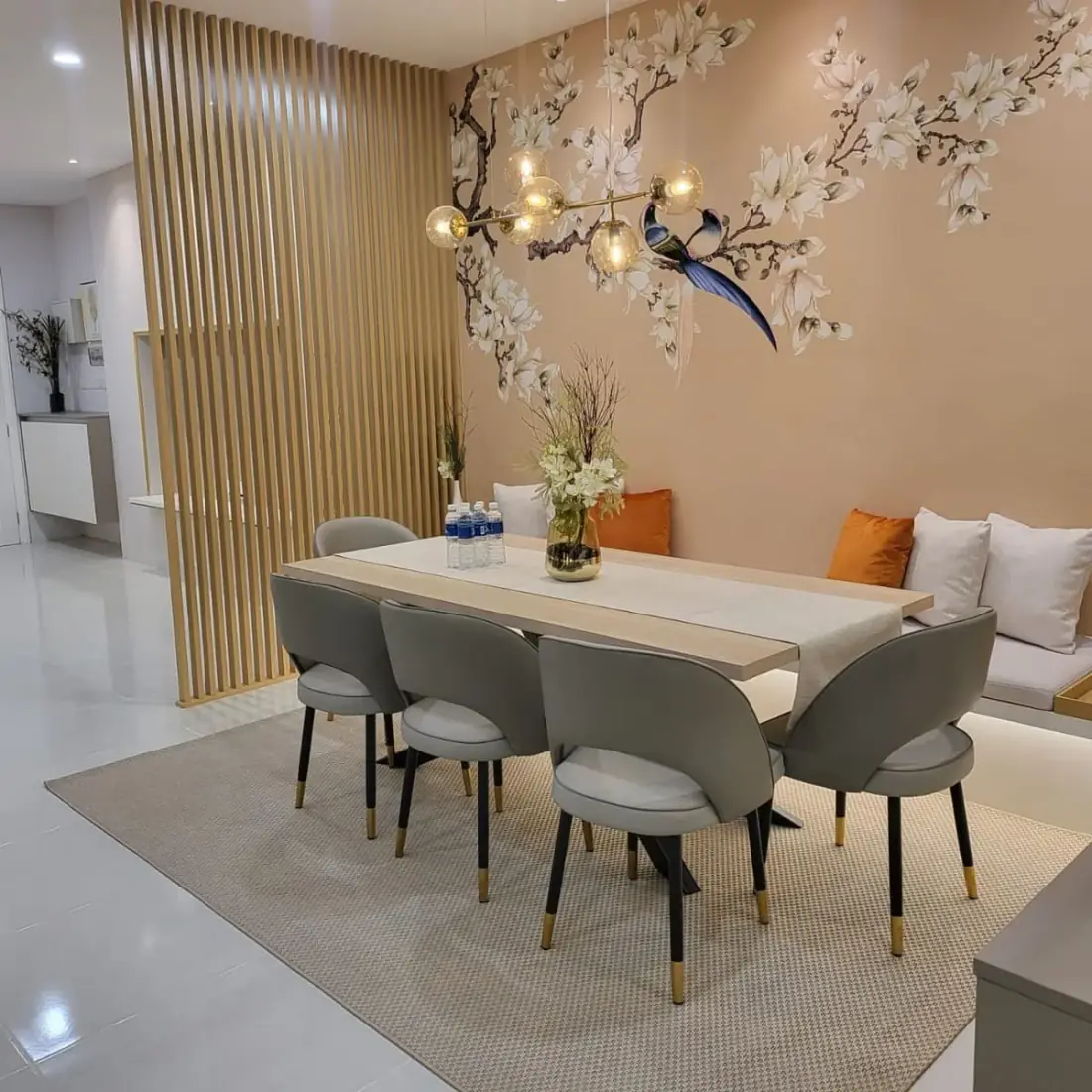 Contemporary 2-Storey Luxurious Townhouse — image 2